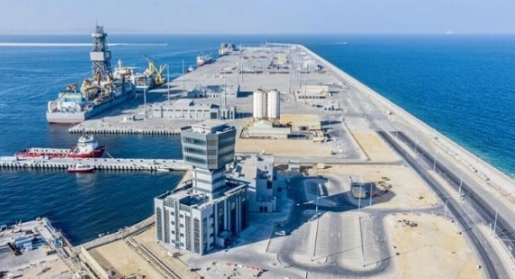 杜库姆港和氢气出口终端所在地(阿曼外交​​部)