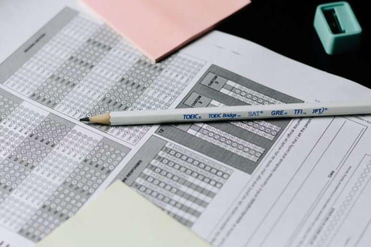 研究人员利用协作式人工智能进行美国医学考试