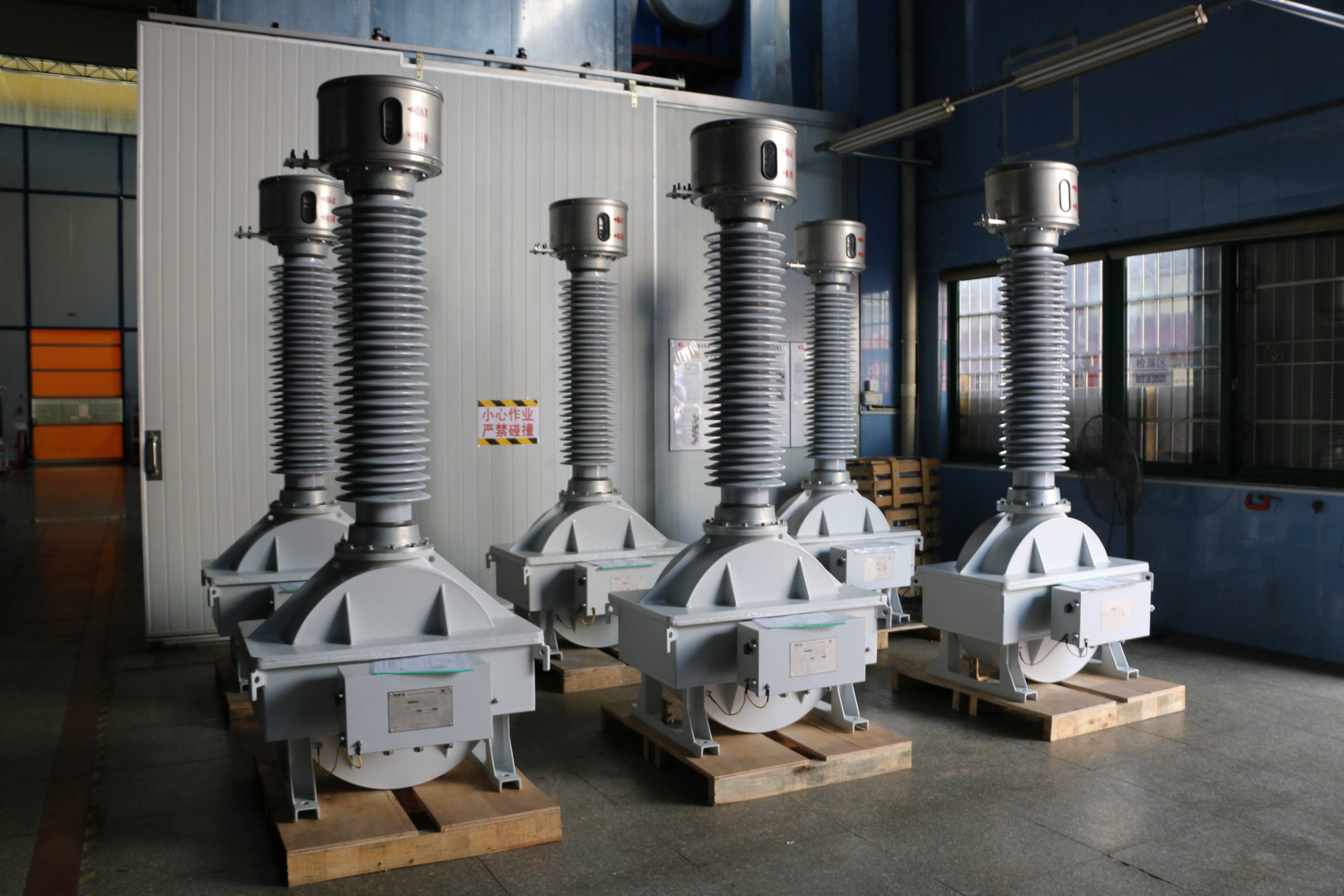 Transformador de voltaje de 150 kV (aislamiento de aceite)