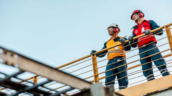 大西洋镍业公司位于巴西的圣丽塔矿的工人。