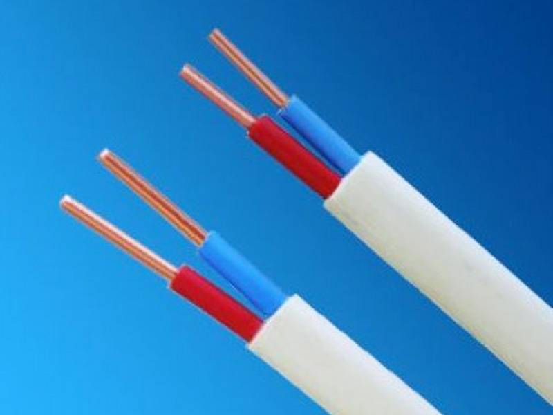 PVC-isolierte, ummantelte Kabel für Festinstallationen mit Nennspannungen von 450 V, 750 V und darunter