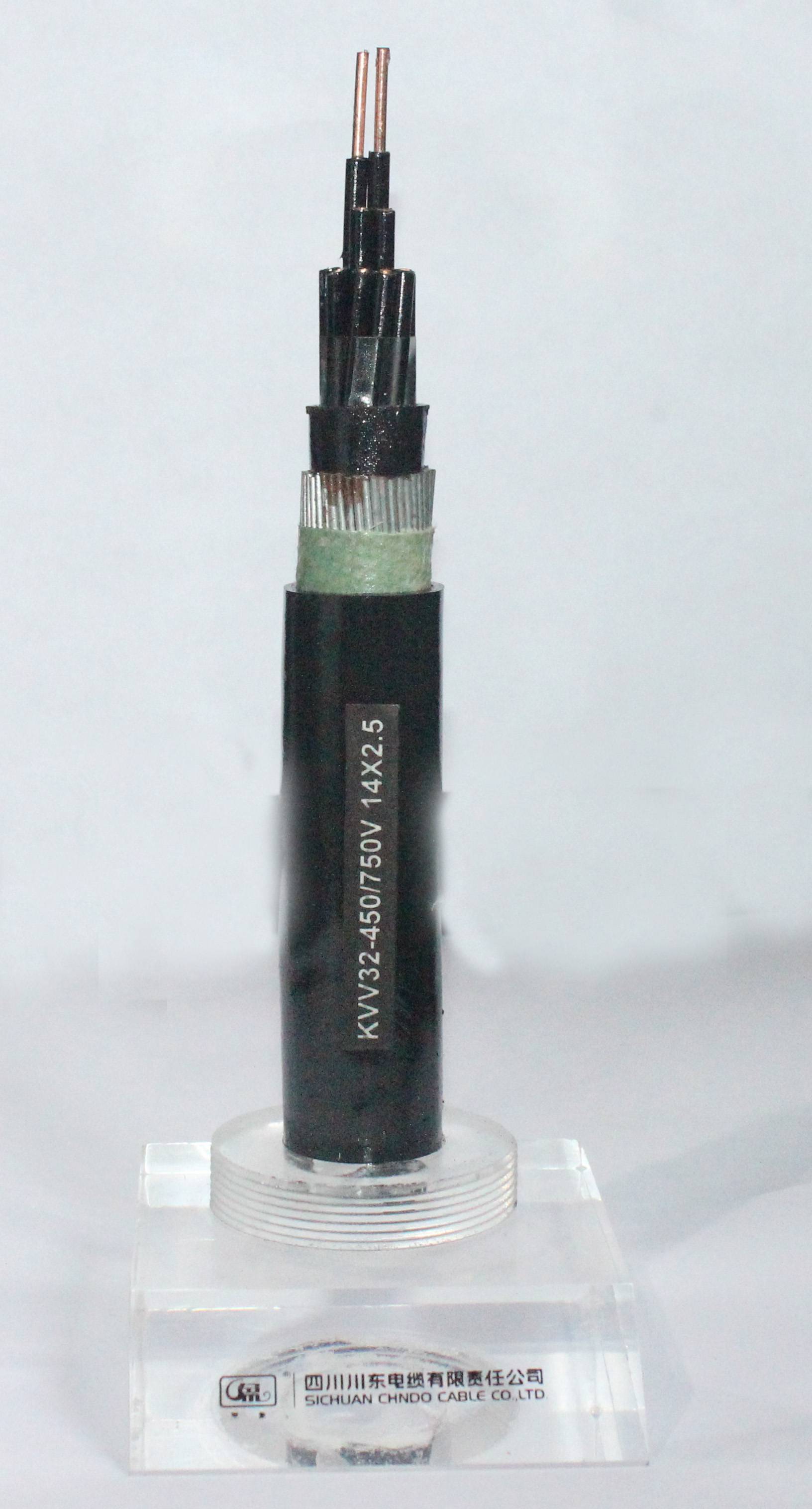 Steuerleitungen mit PVC-Isolierung und -Ummantelung