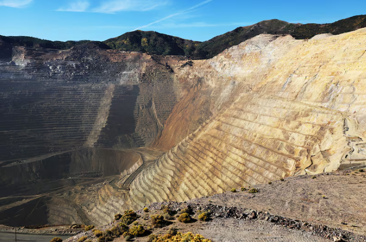 力拓肯尼科特铜矿于 2022 年 9 月 27 日宣布,为继续推进脱碳进程,该公司已签署一项为期 15 年的购电协议,从德克萨斯州新建的风电场购买可再生能源。