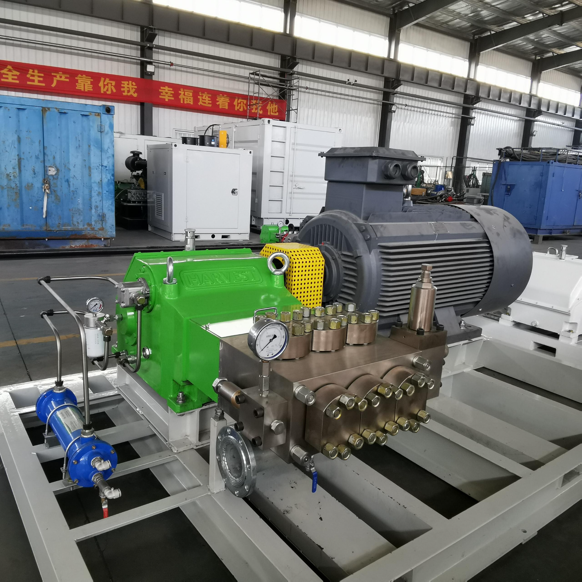 High flow high pressure ship cleaning pump