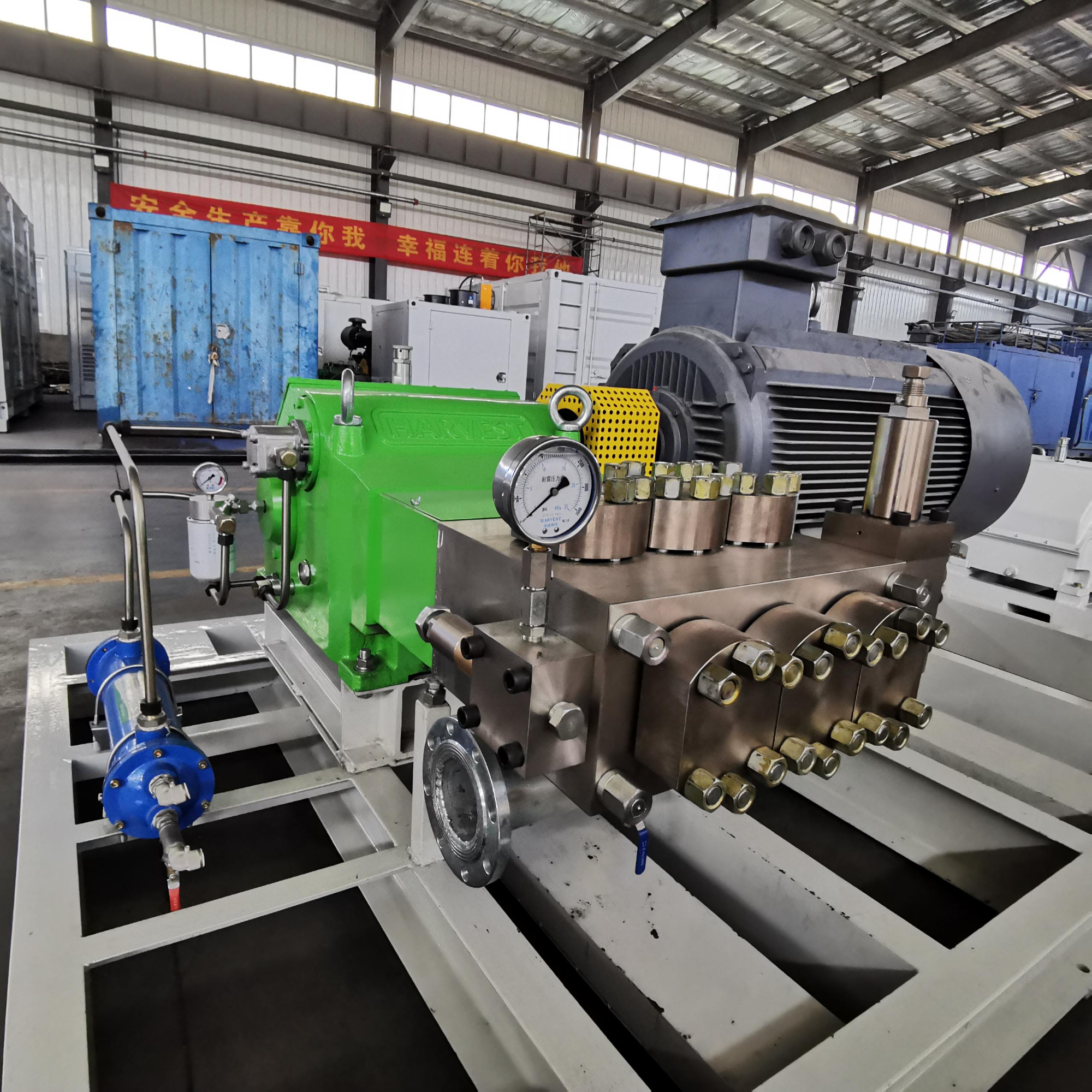 High flow high pressure ship cleaning pump