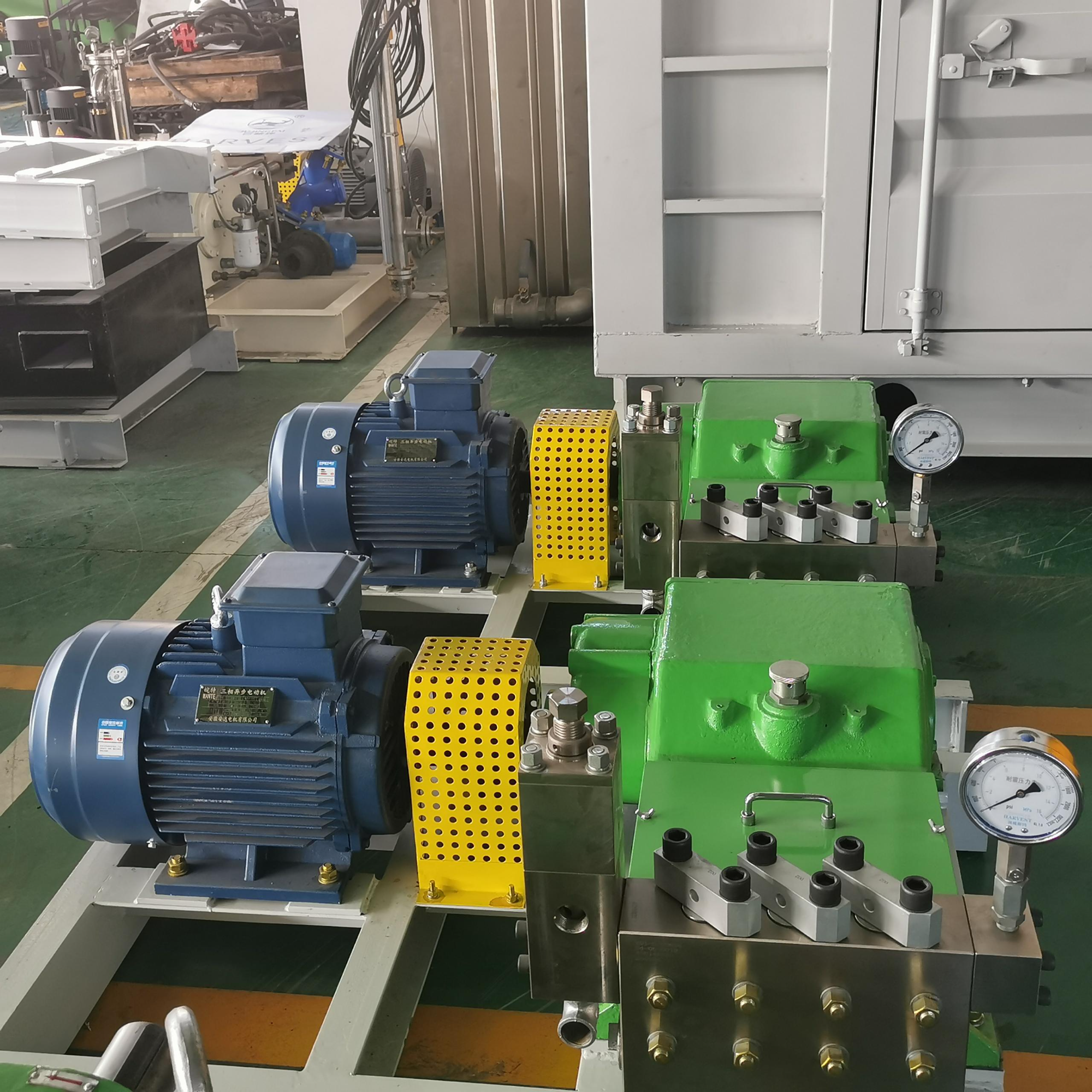 High pressure plunger pump for metal pipe pressure testing