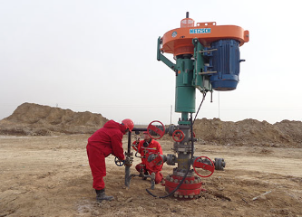 皮带侧驱式地面驱动