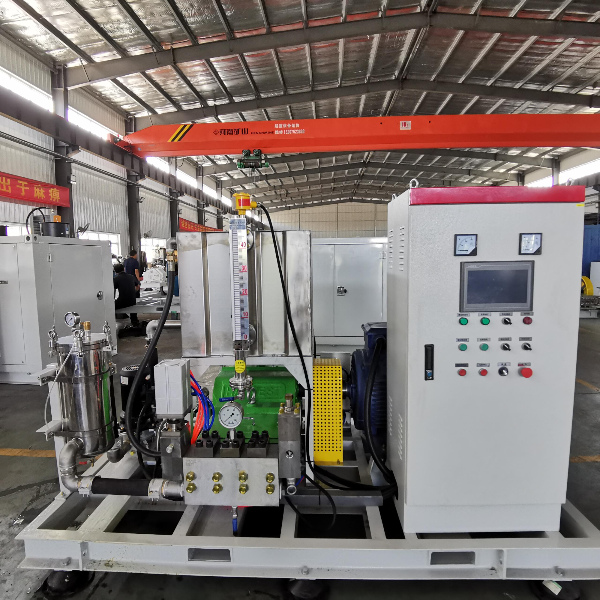 Continuous Operation Plunger Pump with Enhanced Lubrication