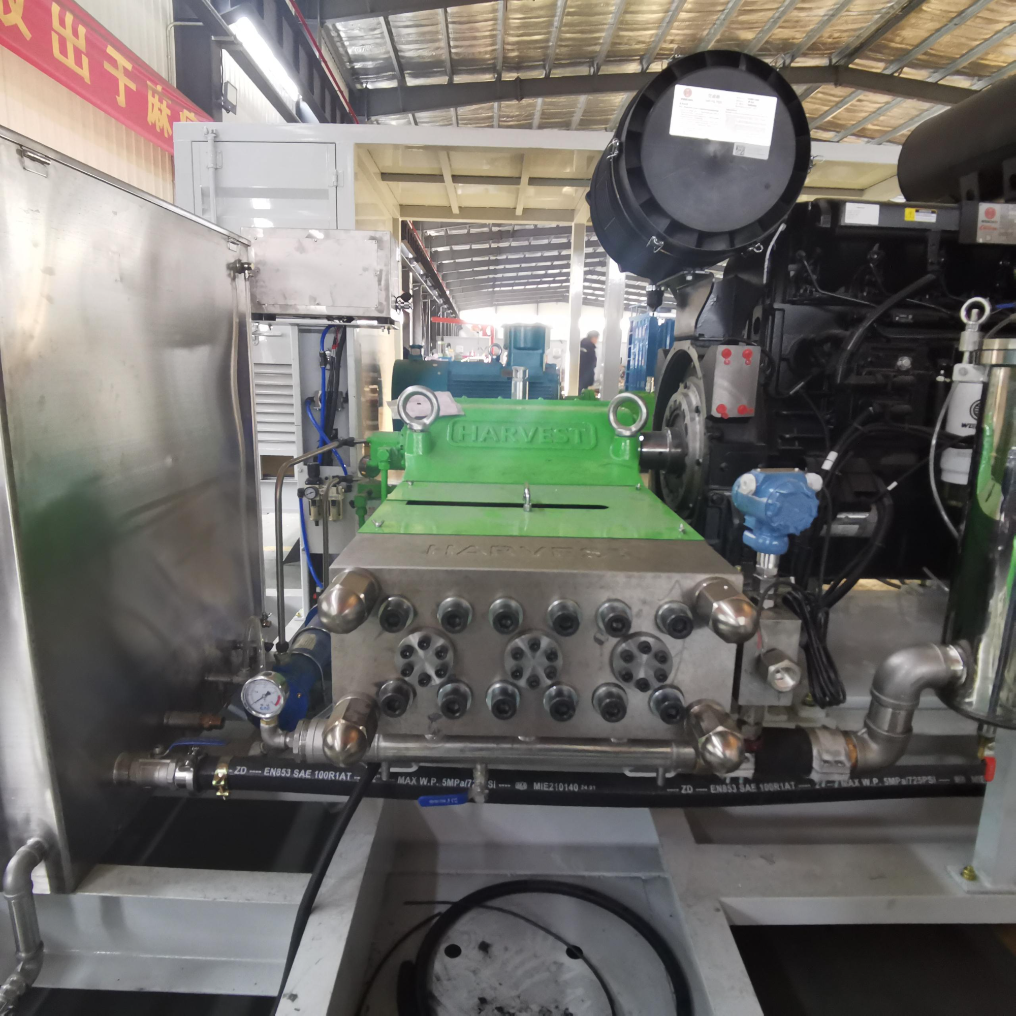 Ultra High Pressure Waterjet System for Ship Deck Rust Removal