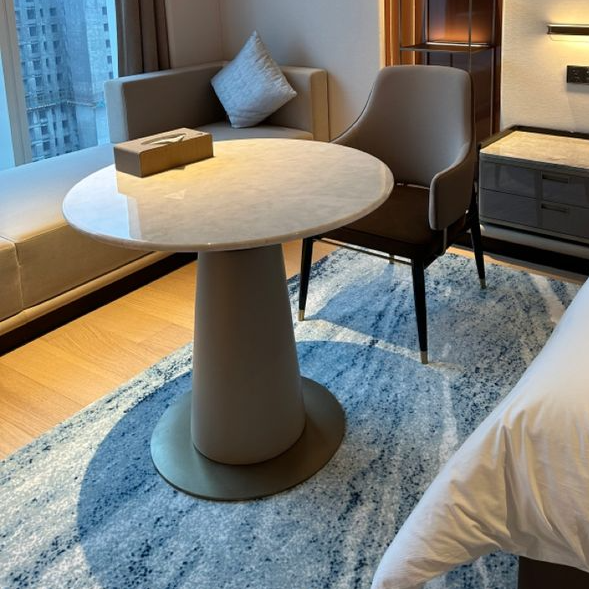 酒店客房圆桌