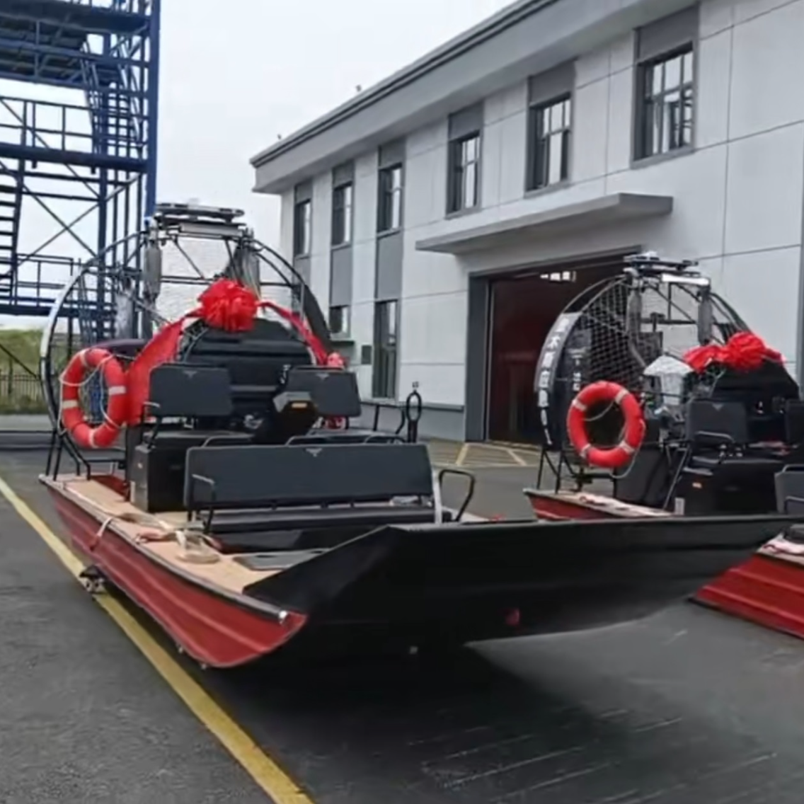 airboat铝合金空气动力浅水两栖船hovercraft