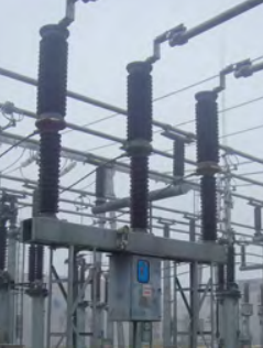 高压交流真空断路器