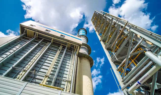 华能海南洋浦热电投用全球首个2000吨/年燃机碳捕集验证装置。