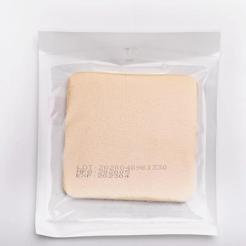 Venda médica de espuma de silicona con borde adhesivo suave OEM