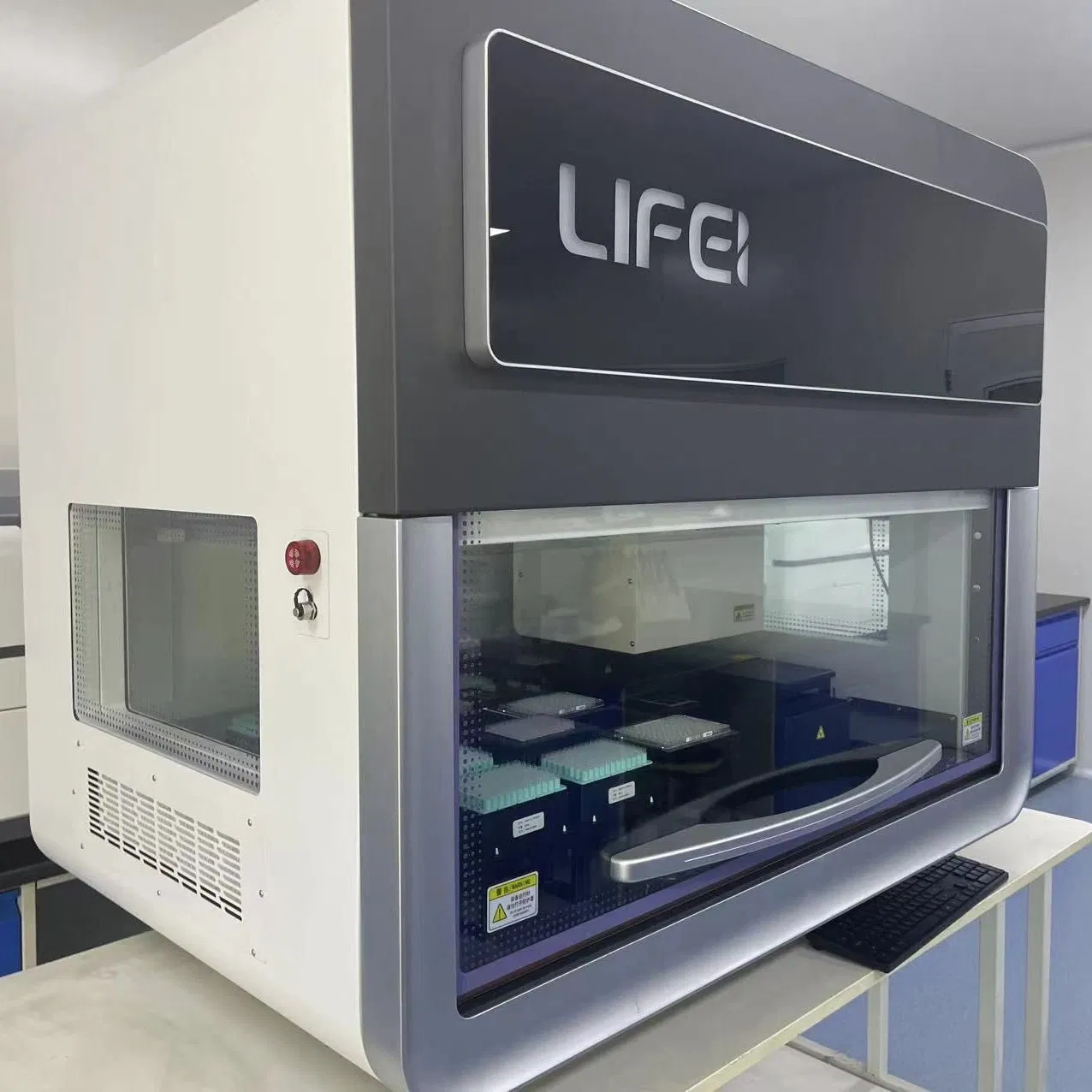 Sistema de Preparación Médica de Biblioteca de Secuenciación Genética Automática Eosbot Seq24