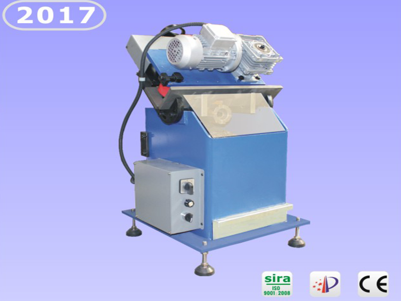 2017 GMMA-20T小型台式自动铣边机