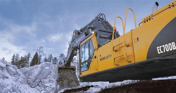 履带式挖掘机 EC700B