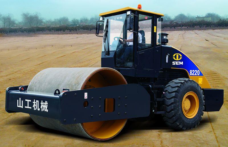 SEM8220压路机