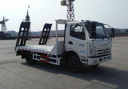 五征国五蓝牌平板挖掘机运输车FD5041TPBW17K5型