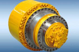 履带式起重机行走装置M3V260/160A-RG45