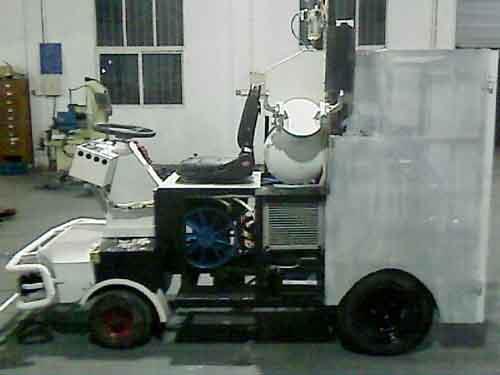 自行式双组份划线机