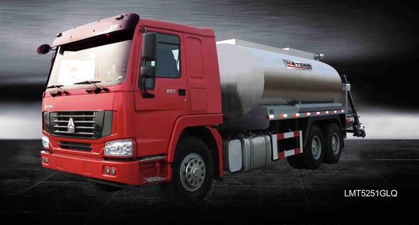 普通型沥青洒布车