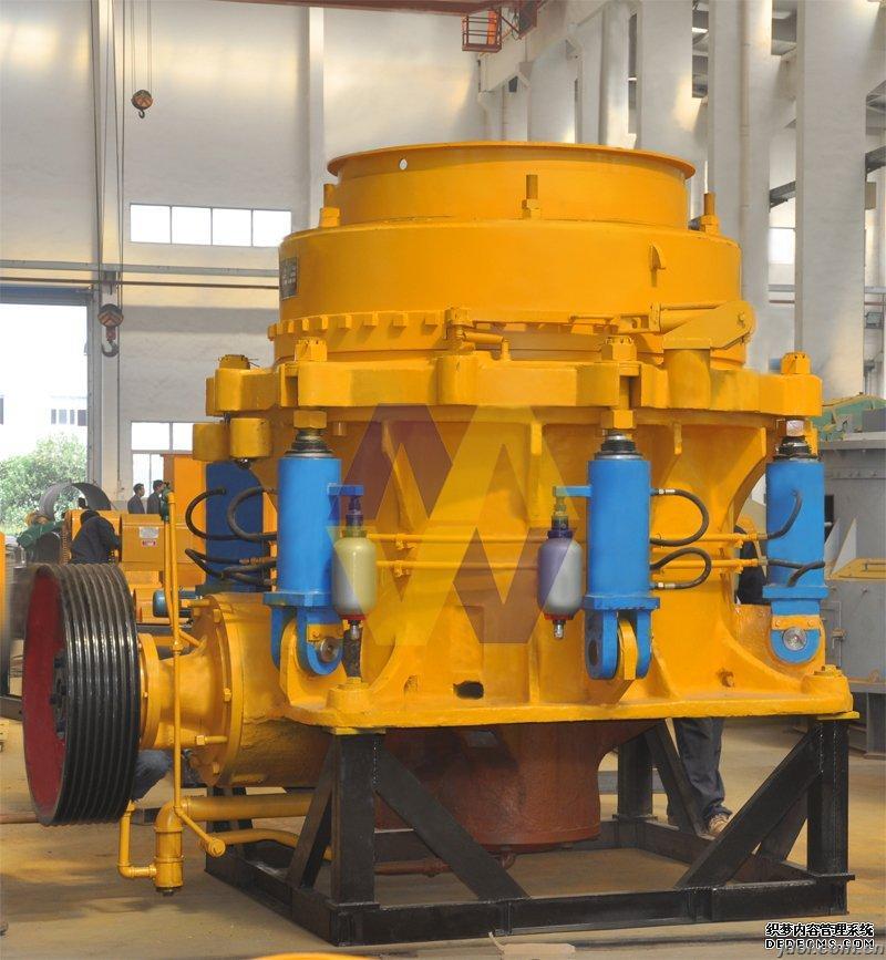 液压圆锥破碎机