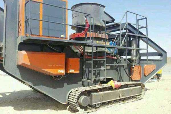 履带式中碎圆锥破碎站