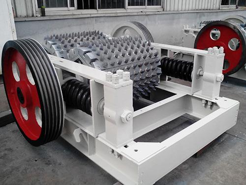 对辊破碎机