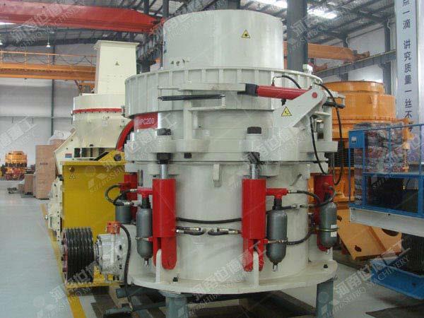 液压圆锥破碎机