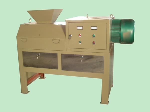 对辊挤压造粒机