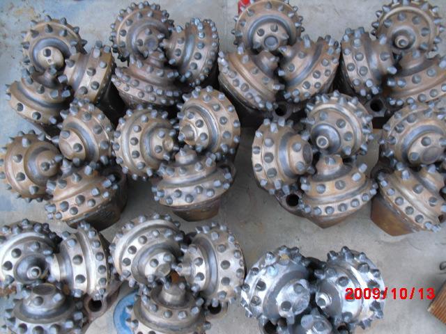 二手三牙轮钻头