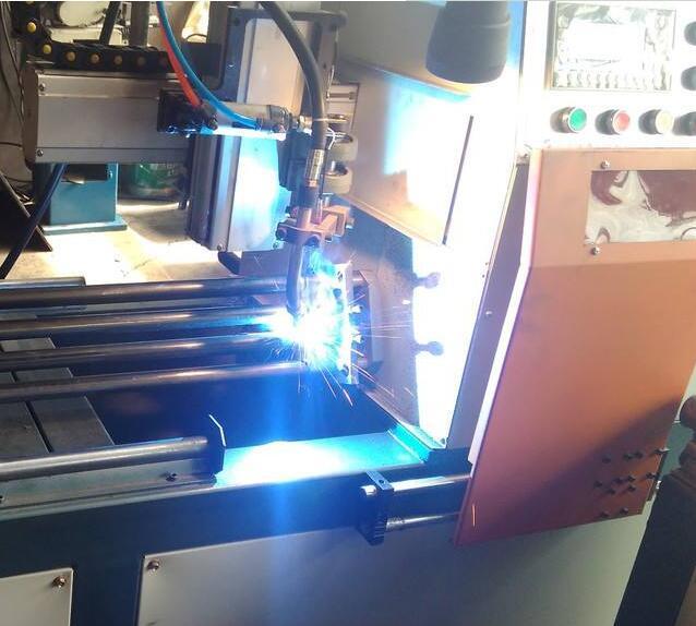 暖气片焊接机器人