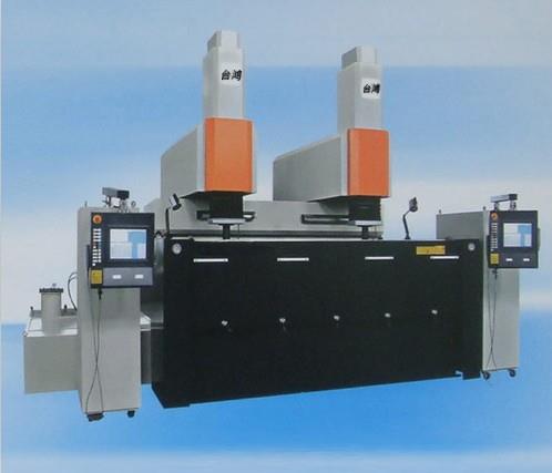 CNC-EDM双牛头镜面电火花机HE200