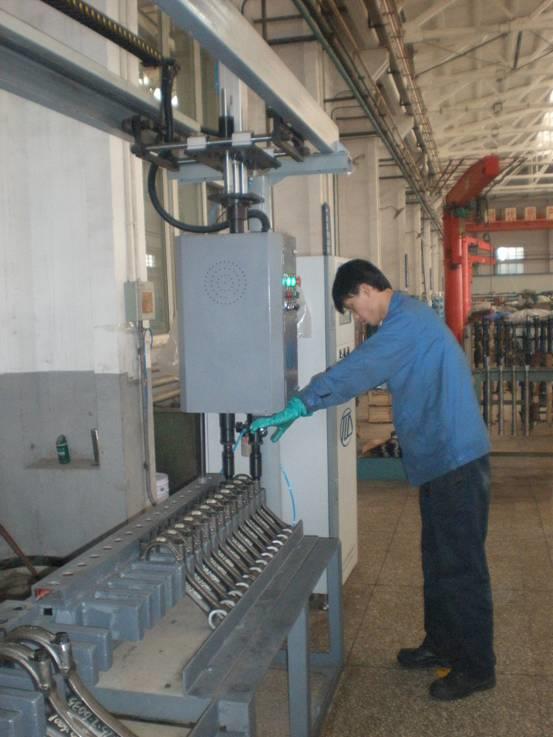 大功率柴油发动机连杆螺栓拧紧机（2轴）