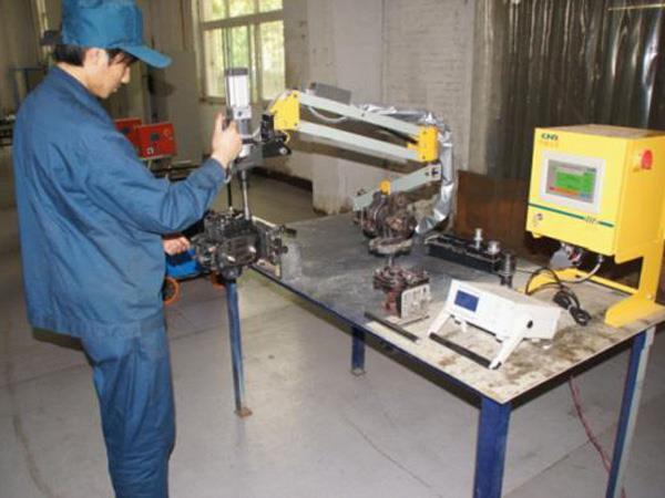 120/120-I型控制阀专用智能扳机设备