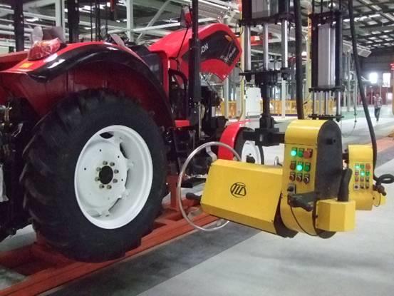 拖拉机前后轮胎螺母拧紧机(2+2及2+2轴)