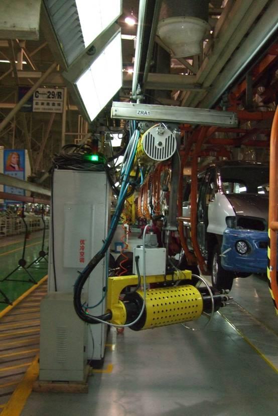 商务型乘用车轮胎螺母拧紧机(5轴)