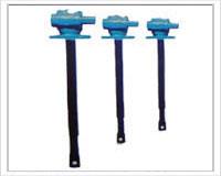 侧摇封闭式启闭机