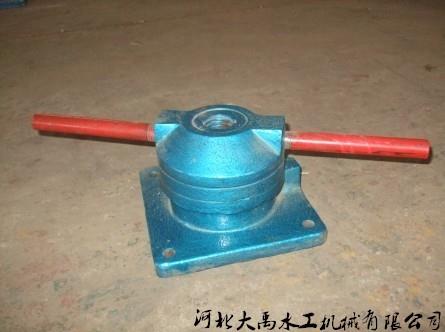 QLT型防盗式螺杆启闭机