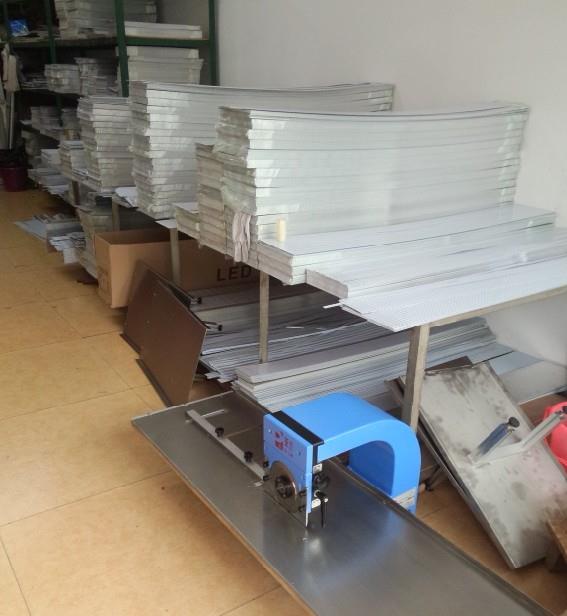 PCB分板机 YLVC-1S