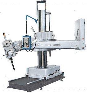 radial drilling machine