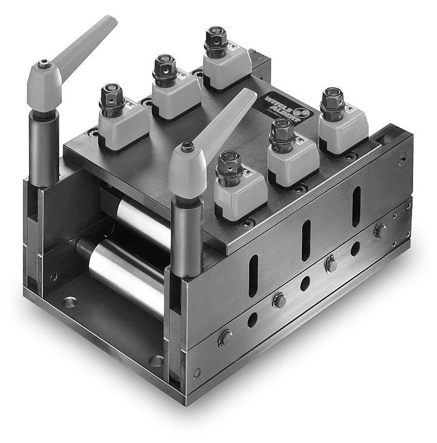 wire, strip, wire rope, cable, tube and profile straightener