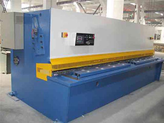 液压摆式剪板机