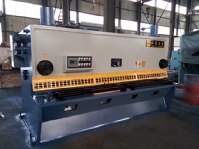 液压闸式剪板机QC11Y-12X3200