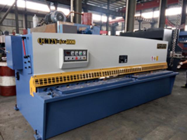 液压摆式剪板机QC12Y-6X4000