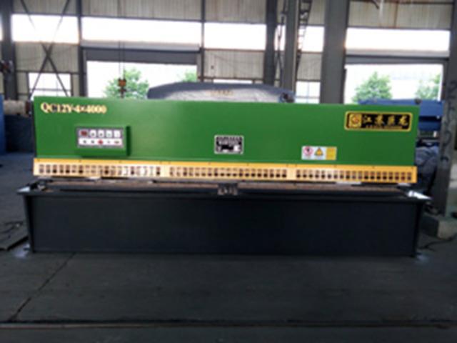 液压摆式剪板机QC12Y-4X4000