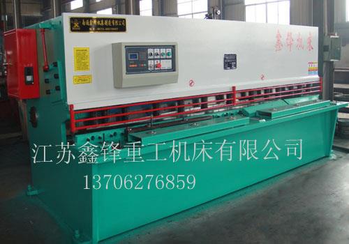 QC12Y液压摆式剪板机