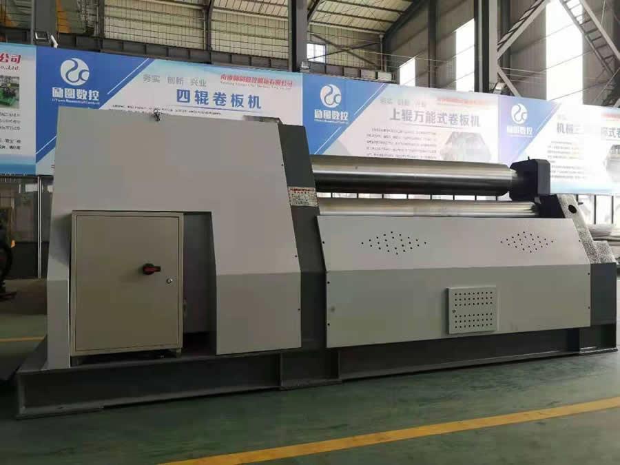 W12-20X2000四辊卷板机