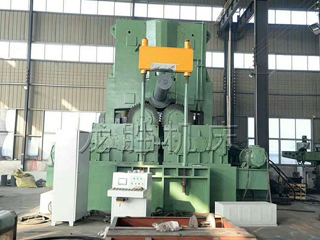 大型液压三辊卷板机